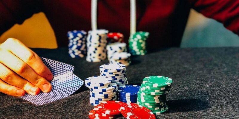 Bí Kíp Thắng Lớn Khi Chơi Poker Trực Tuyến Dành Cho Tân Thủ